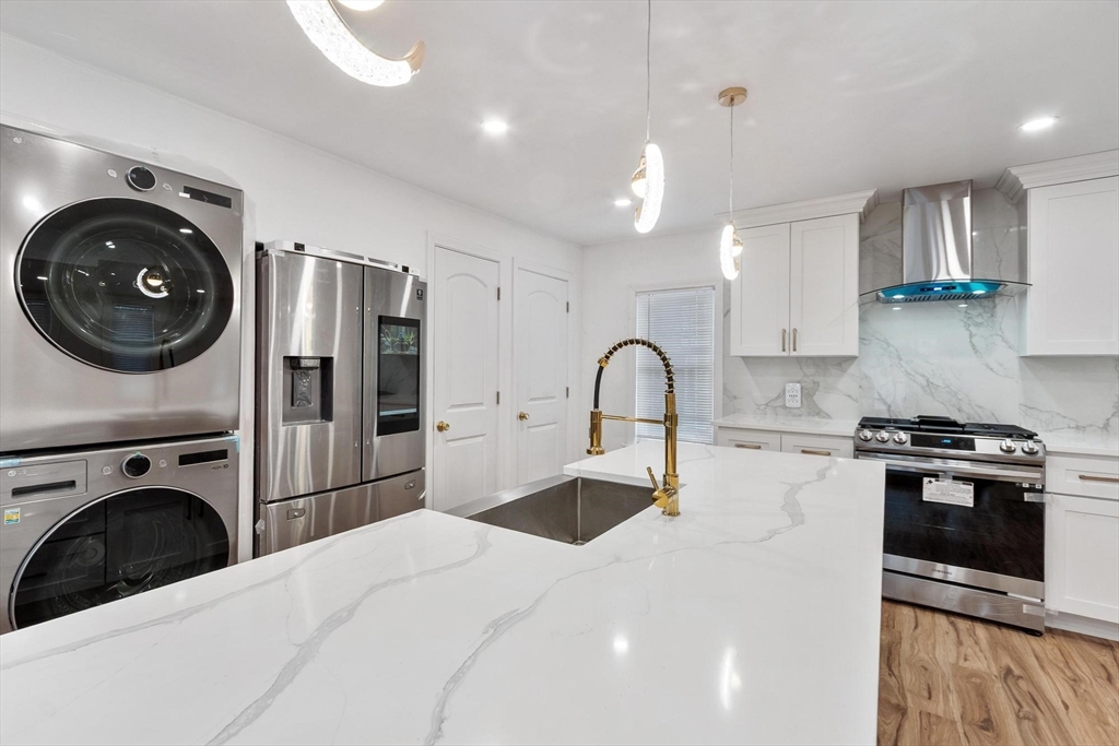 5 Oceanview Street Winthrop, MA 02152 - Photo 4 of 17