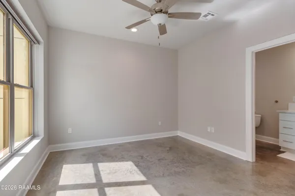 $1,900 | 102 Canvasback Drive, Youngsville, LA 70592