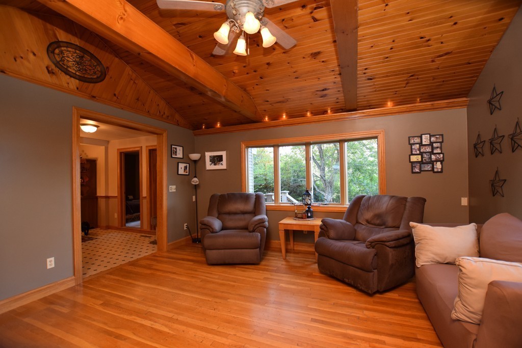 53 Santos Road Warren, MA 01092 - Photo 5 of 30