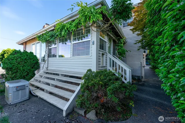 $628,075 | 518 South Liberty Street, Port Angeles, WA 98362