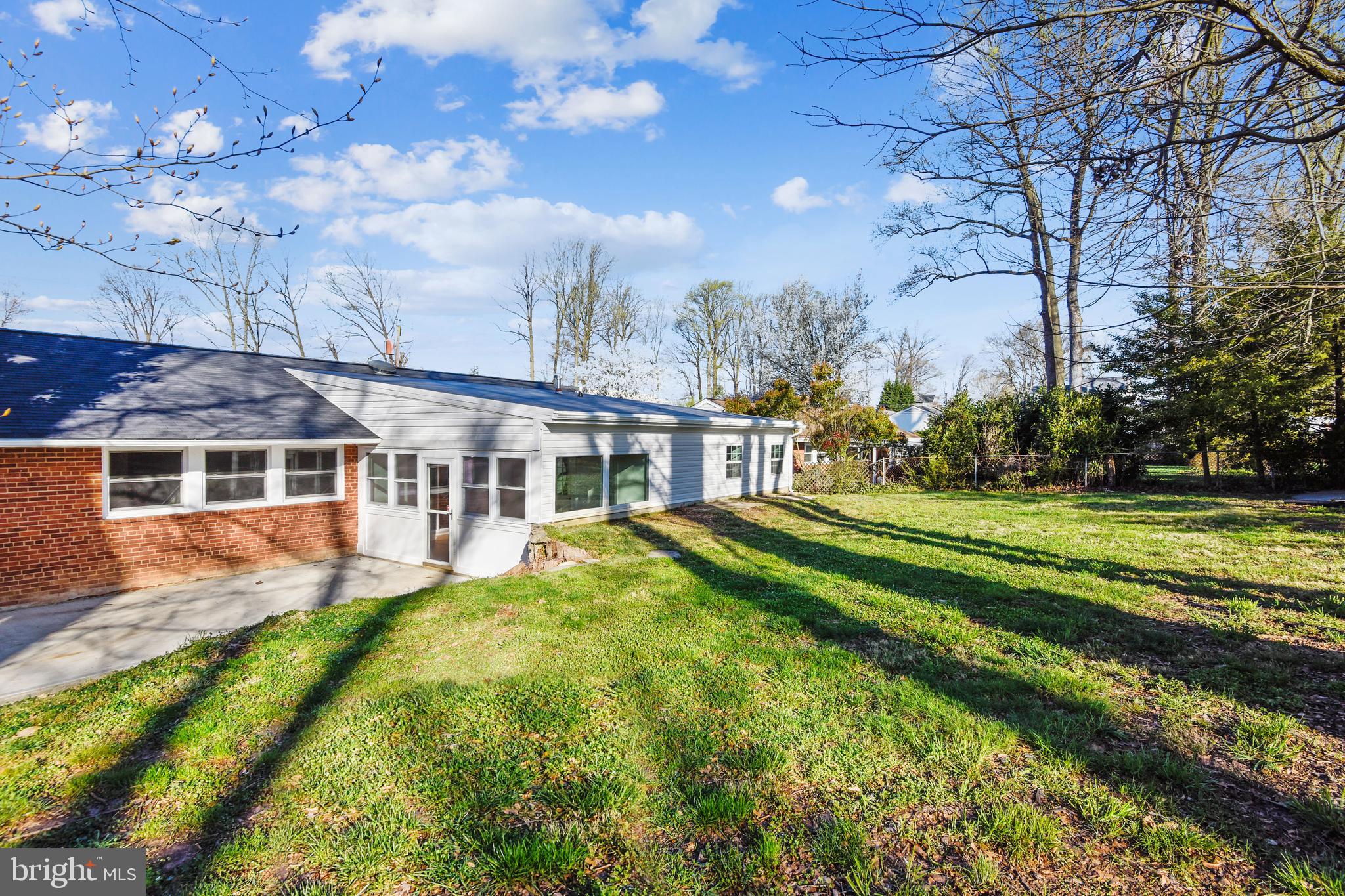 5329 Ravensworth Road Springfield, VA 22151 - Photo 13 of 39