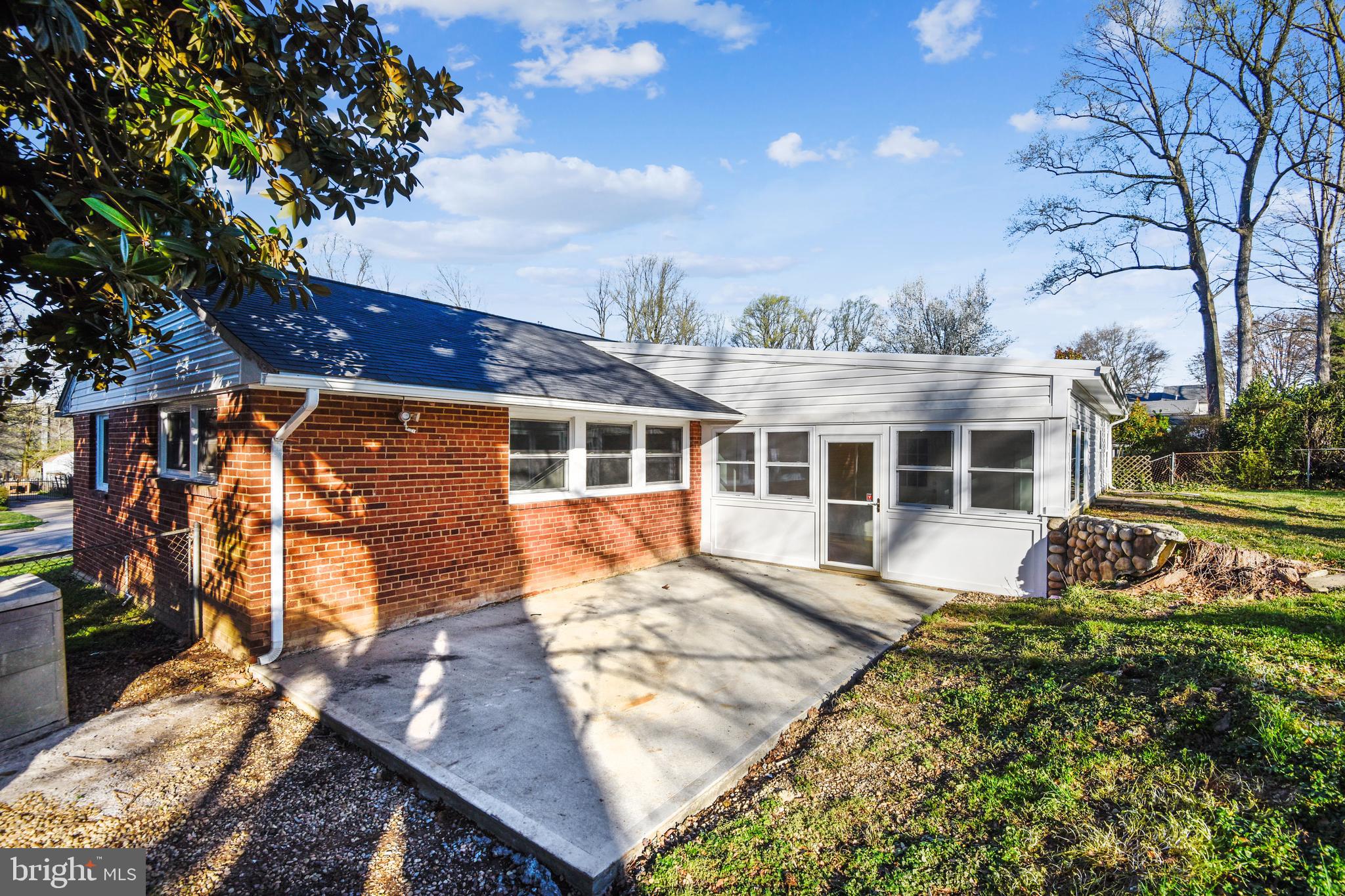 5329 Ravensworth Road Springfield, VA 22151 - Photo 14 of 39