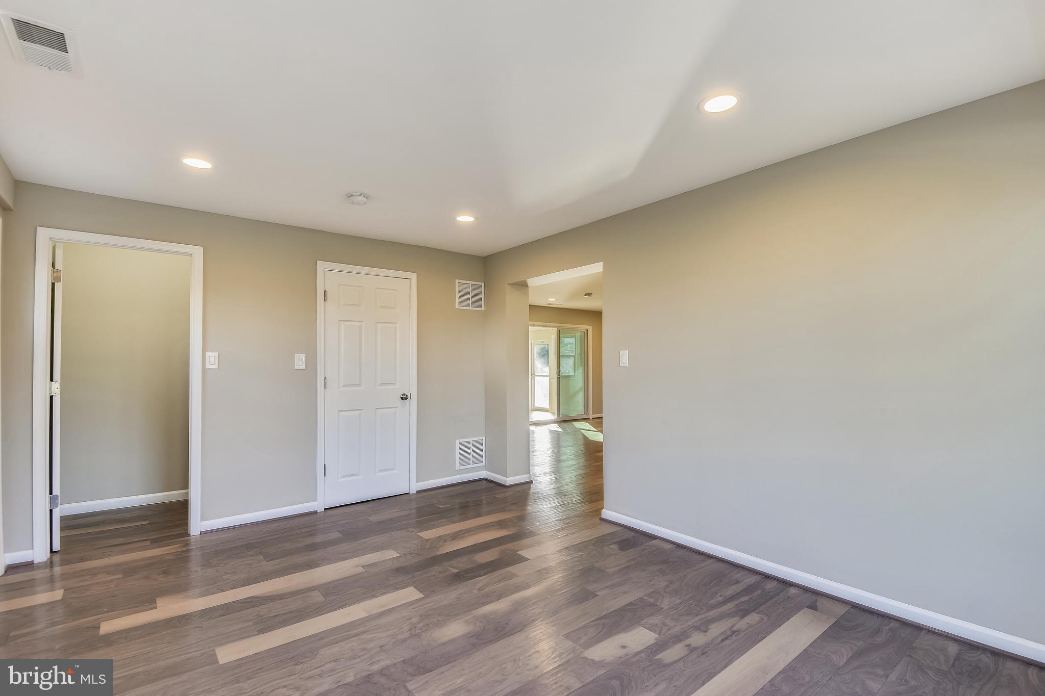 5329 Ravensworth Road Springfield, VA 22151 - Photo 23 of 39