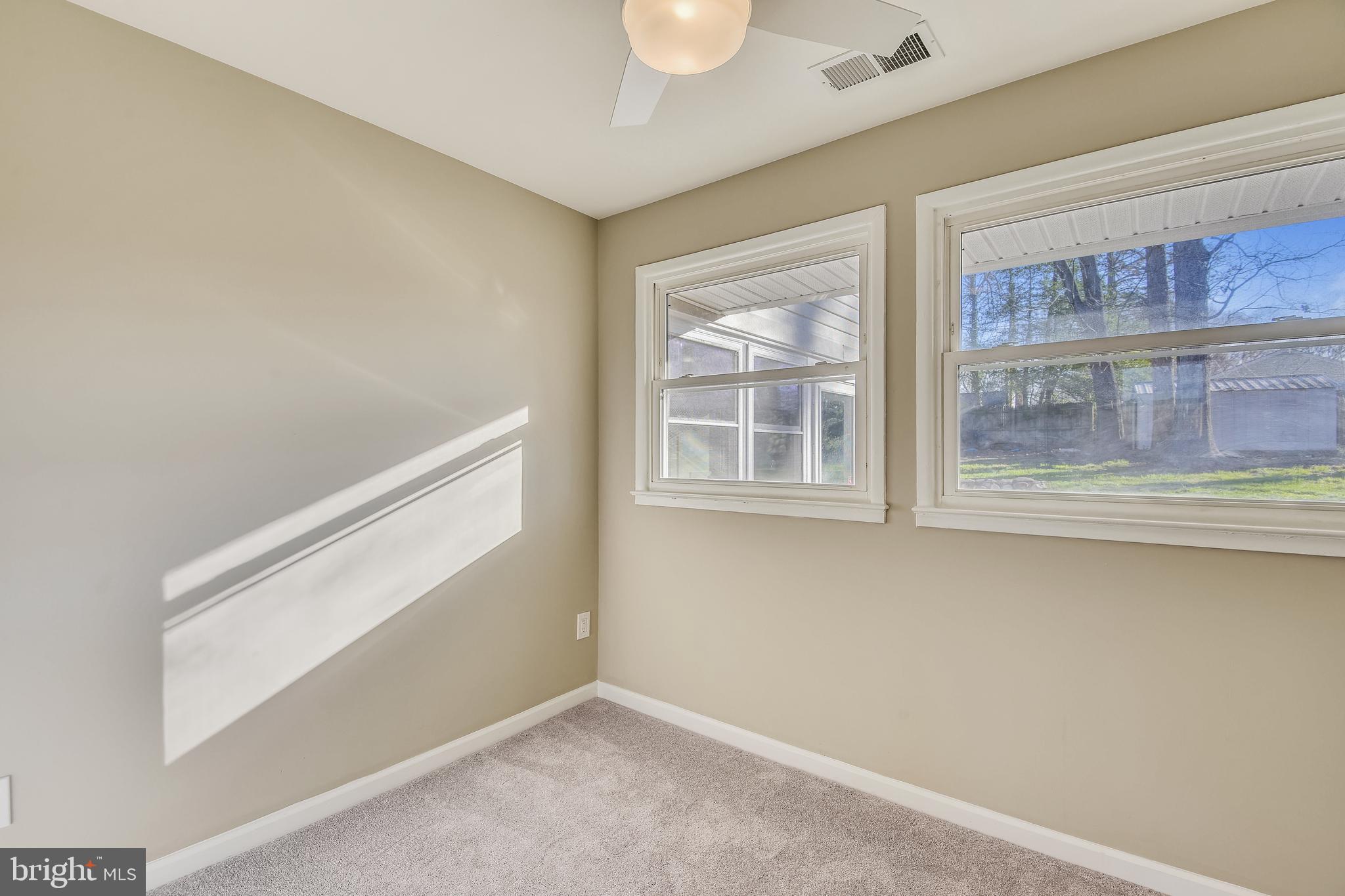 5329 Ravensworth Road Springfield, VA 22151 - Photo 32 of 39