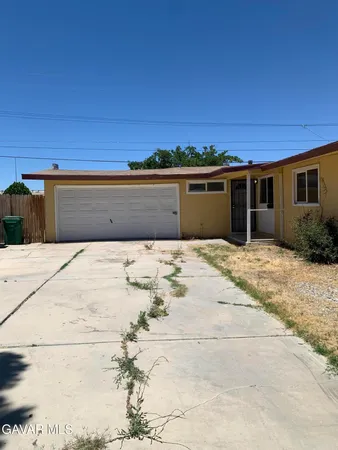 $360,000 | 44727 21st Street West, Lancaster, CA 93536