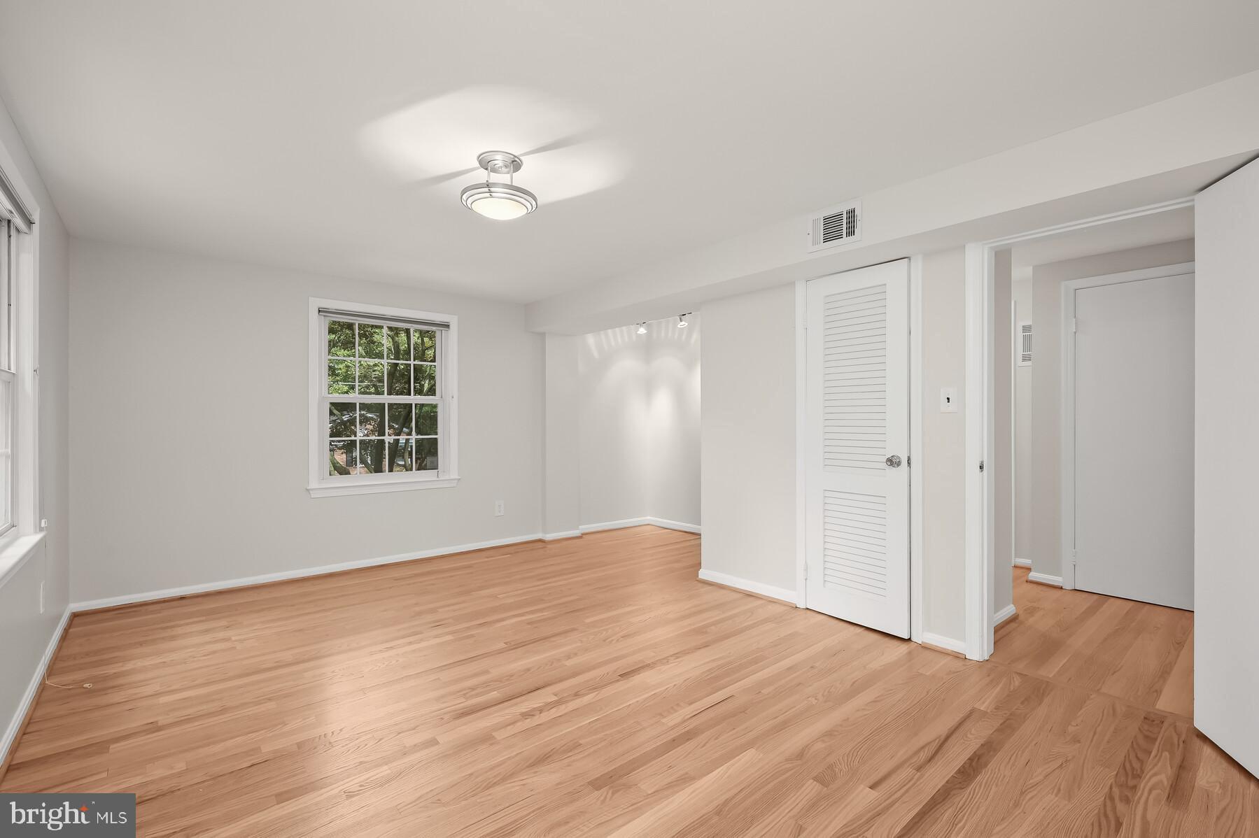 7701 Sebago Road Bethesda, MD 20817 - Photo 30 of 50