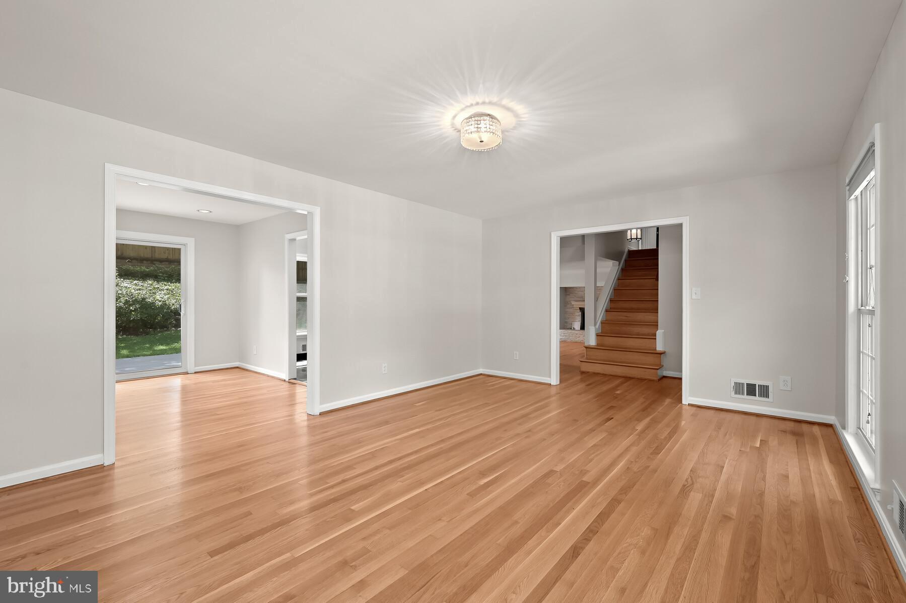 7701 Sebago Road Bethesda, MD 20817 - Photo 37 of 50 Living Room