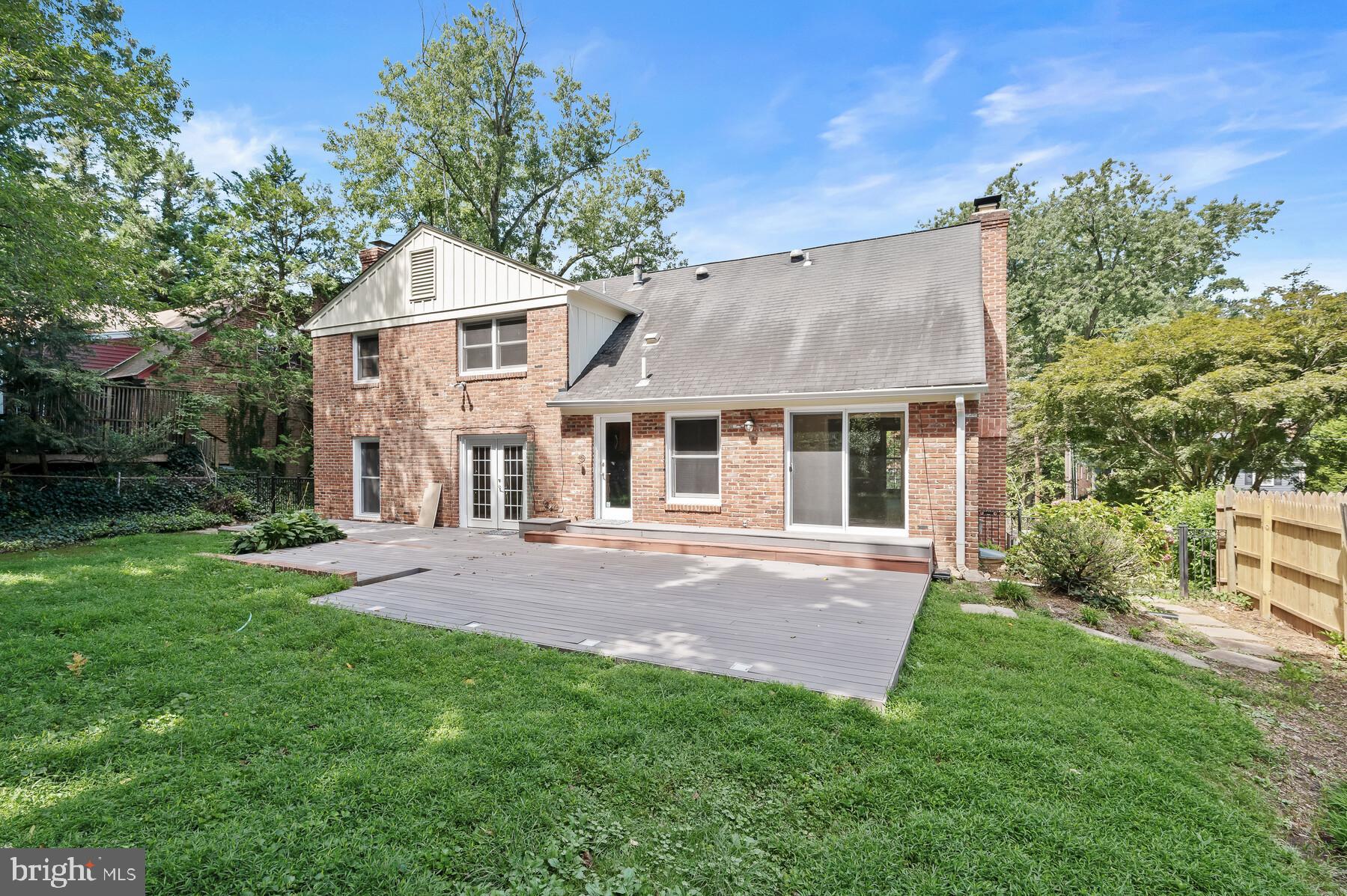 7701 Sebago Road Bethesda, MD 20817 - Photo 47 of 50 Rear elevation