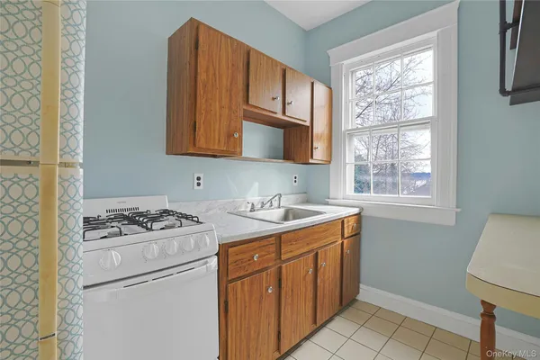 $1,950 | 105 South Broadway, Unit 104, Nyack, NY 10960