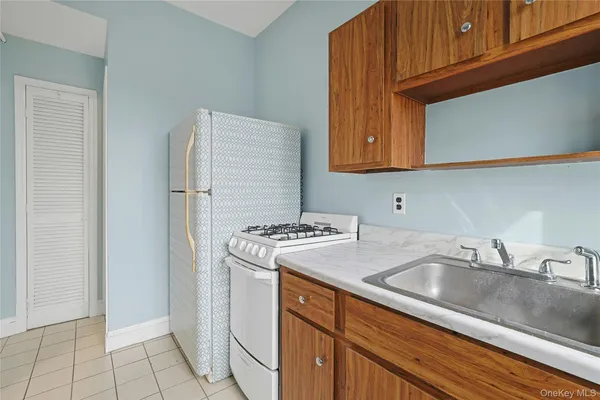 $1,950 | 105 South Broadway, Unit 104, Nyack, NY 10960