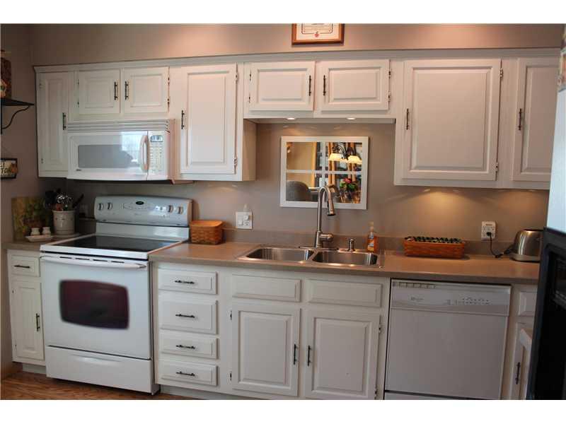 423 Ceylon Road Carmichaels, PA 15320 - Photo 6 of 25 Kitchen. New kitchen with newer appliances
