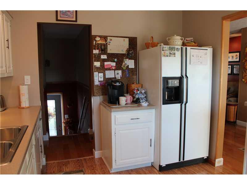423 Ceylon Road Carmichaels, PA 15320 - Photo 7 of 25 Kitchen.
