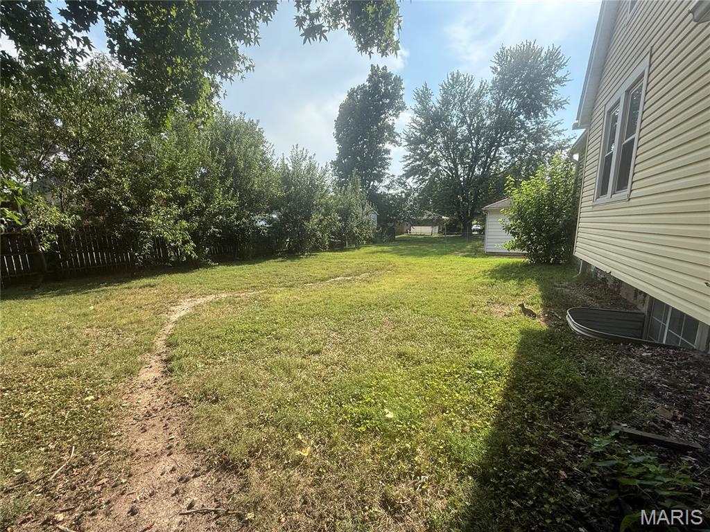 330 Union Avenue Belleville, IL 62220 - Photo 7 of 23