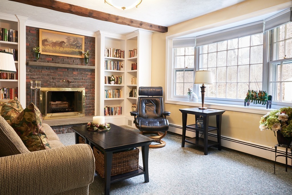 89 Fuller Brook Road Wellesley, MA 02482 - Photo 6 of 23
