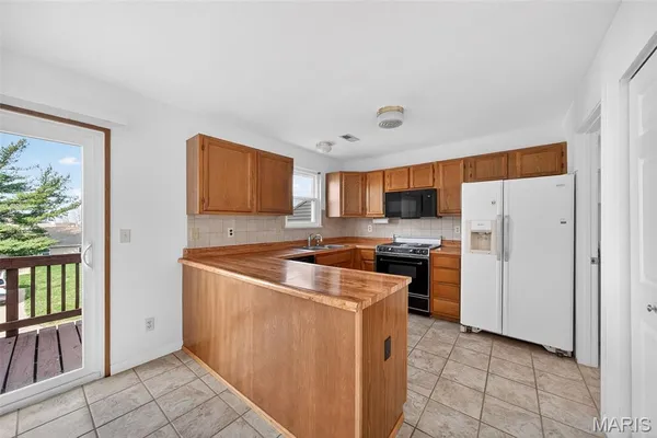 $195,000 | 1283 Dell Ridge Court, Unit 6, St. Charles, MO 63303