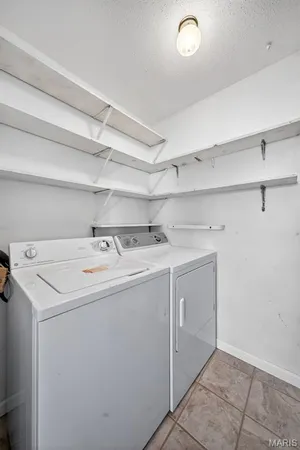 $195,000 | 1283 Dell Ridge Court, Unit 6, St. Charles, MO 63303