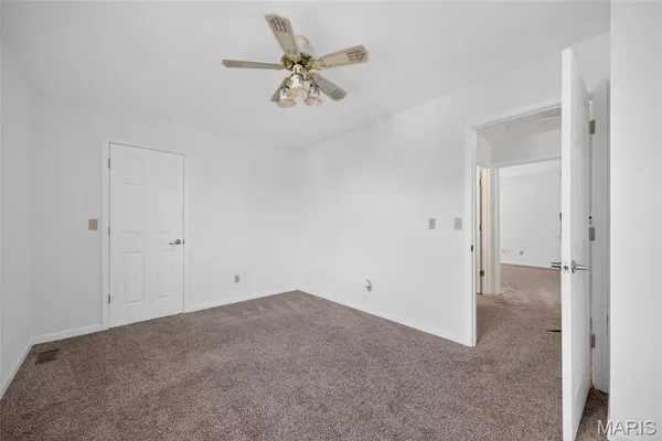 $195,000 | 1283 Dell Ridge Court, Unit 6, St. Charles, MO 63303