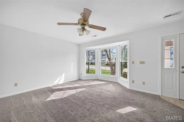 $195,000 | 1283 Dell Ridge Court, Unit 6, St. Charles, MO 63303