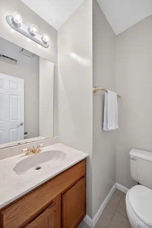 $195,000 | 1283 Dell Ridge Court, Unit 6, St. Charles, MO 63303