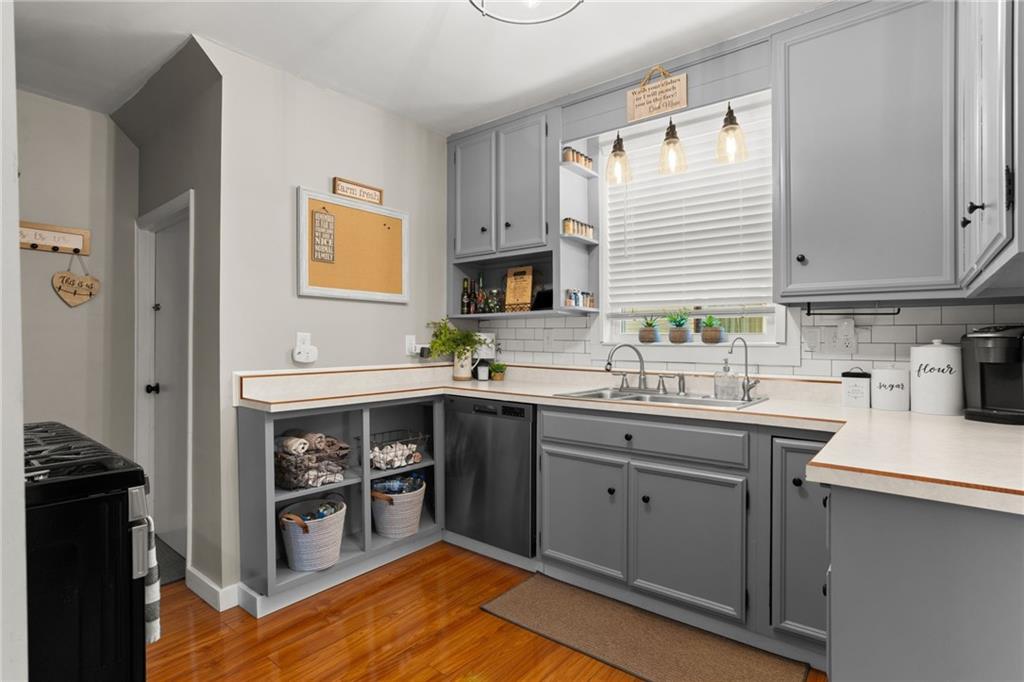 565 Navigation Street Beaver, PA 15009 - Photo 12 of 28 Gallery Image 12