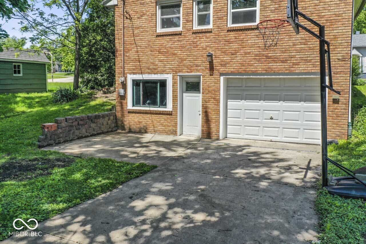 219 West Taylor Street Pendleton, IN 46064 - Photo 35 of 35
