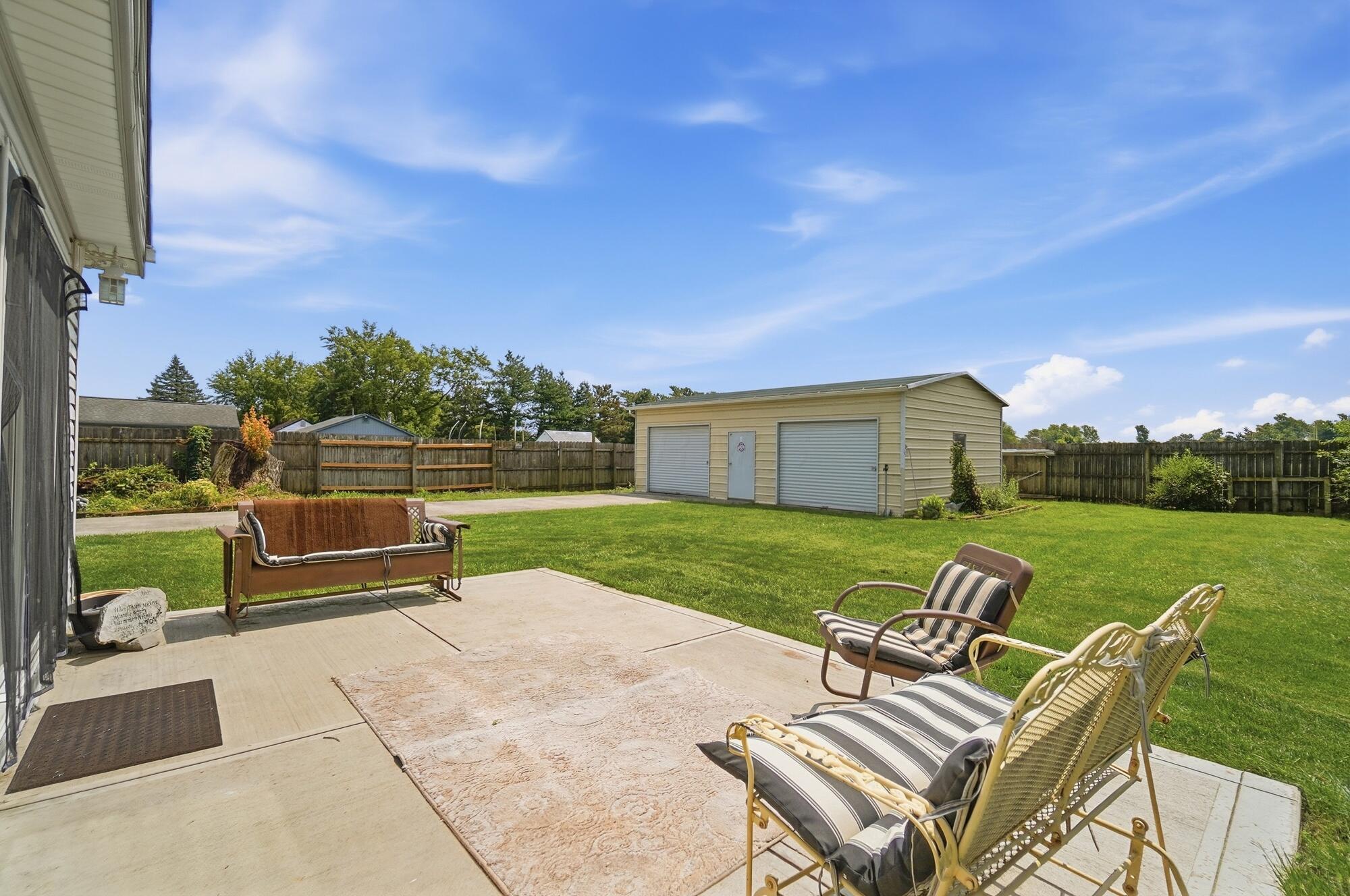 1425 Greenleaf Road Columbus, OH 43223 - Photo 43 of 52 224
