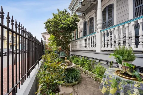 $1,050,000 | 830 St Peter, New Orleans, LA 70116