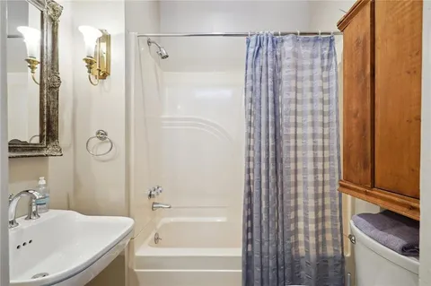 $1,050,000 | 830 St Peter, New Orleans, LA 70116