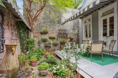 $1,050,000 | 830 St Peter, New Orleans, LA 70116