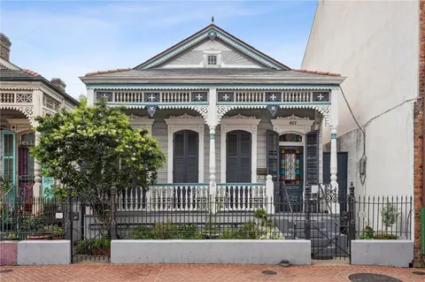 $1,050,000 | 830 St Peter, New Orleans, LA 70116
