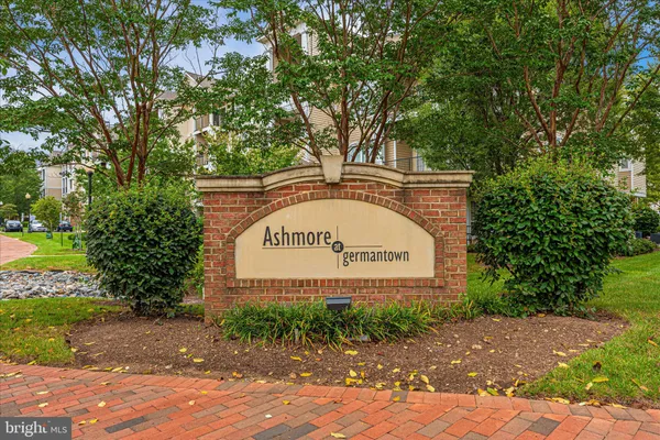 $325,000 | 19620 Galway Bay Circle, Unit 103, Germantown, MD 20874