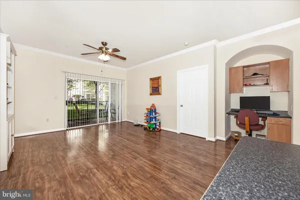 $325,000 | 19620 Galway Bay Circle, Unit 103, Germantown, MD 20874