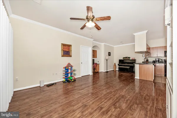 $325,000 | 19620 Galway Bay Circle, Unit 103, Germantown, MD 20874