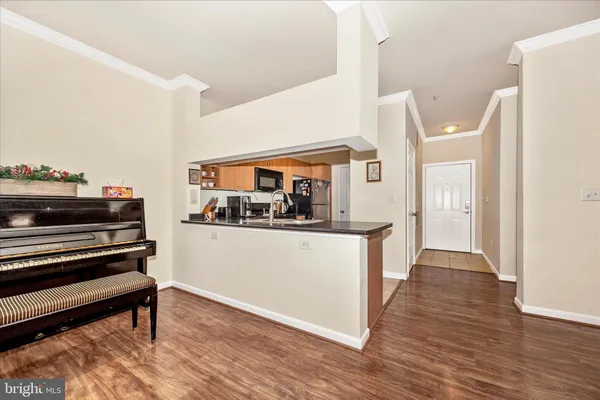 $325,000 | 19620 Galway Bay Circle, Unit 103, Germantown, MD 20874