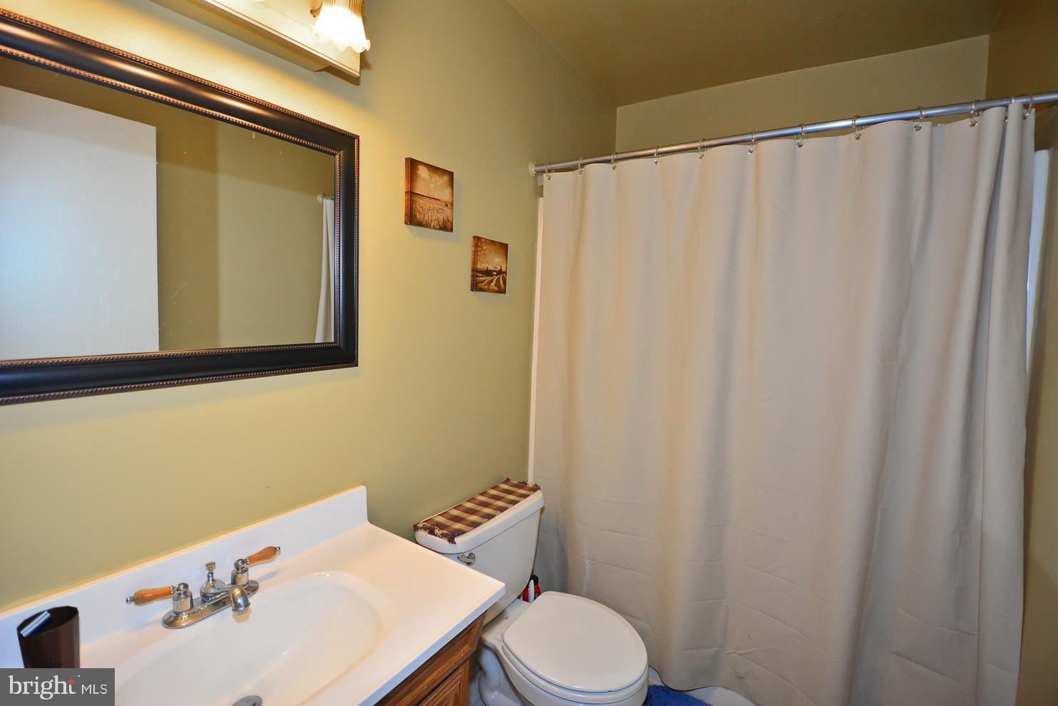 150 Center Street Hanover, PA 17331 - Photo 17 of 20 Gallery Image 17