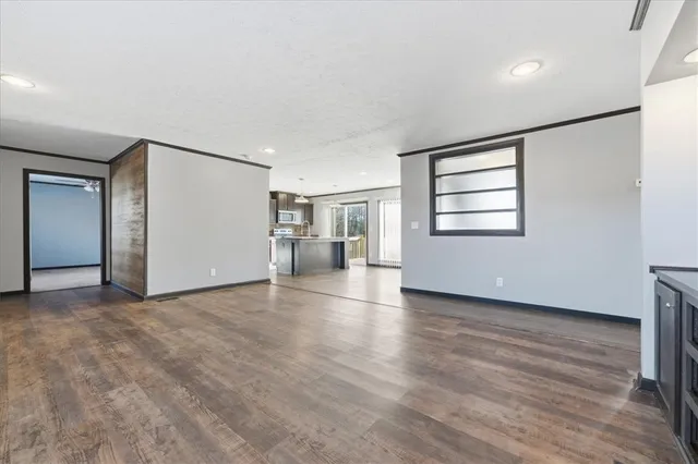 $200,000 | 313 West Lake Street, Iva, SC 29655