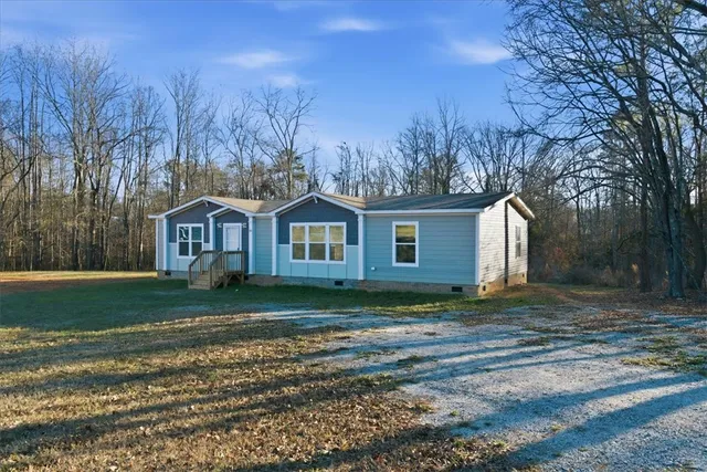 $200,000 | 313 West Lake Street, Iva, SC 29655