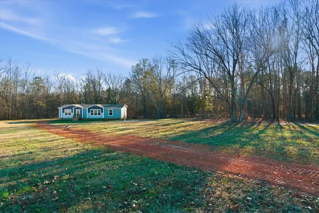 $200,000 | 313 West Lake Street, Iva, SC 29655