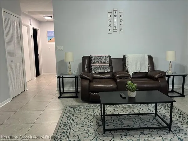 $1,550 | 103 Villaway, Sebring, FL 33876