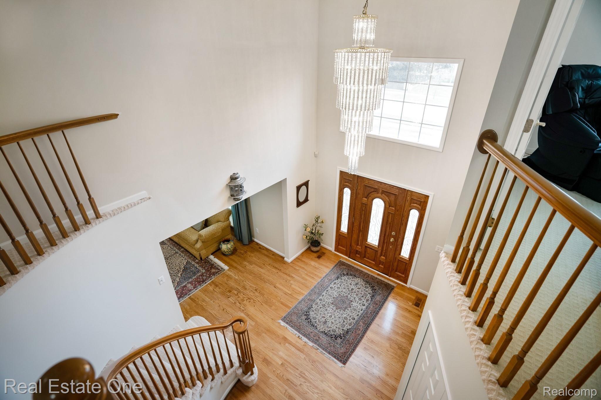 1245 Rothwell Drive Troy, MI 48084 - Photo 28 of 52 1245-Rothwell-Dr-07.JPG