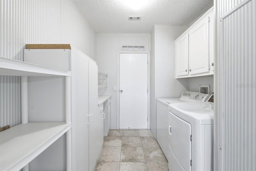 304 Portside Lane Edgewater, FL 32141 - Photo 45 of 70
