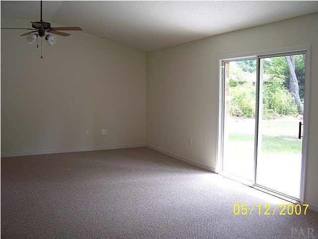 Living/Dining rooms