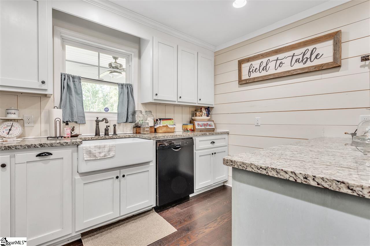 401 Bolding Road Liberty, SC 29657 - Photo 12 of 32