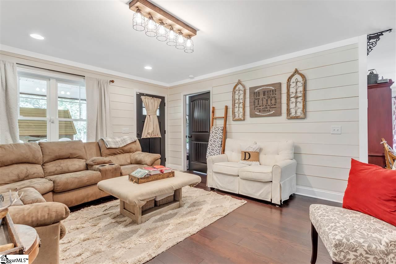 401 Bolding Road Liberty, SC 29657 - Photo 9 of 32