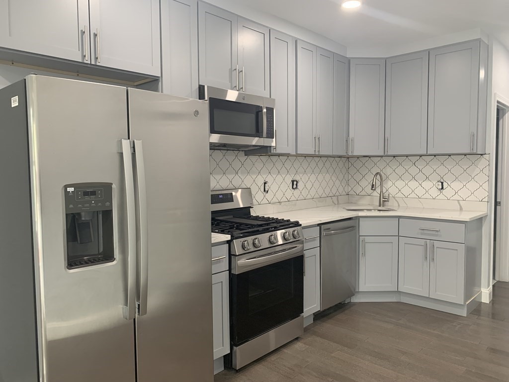60 Beach Road Revere, MA 02151 - Photo 5 of 16 Gallery Image 5