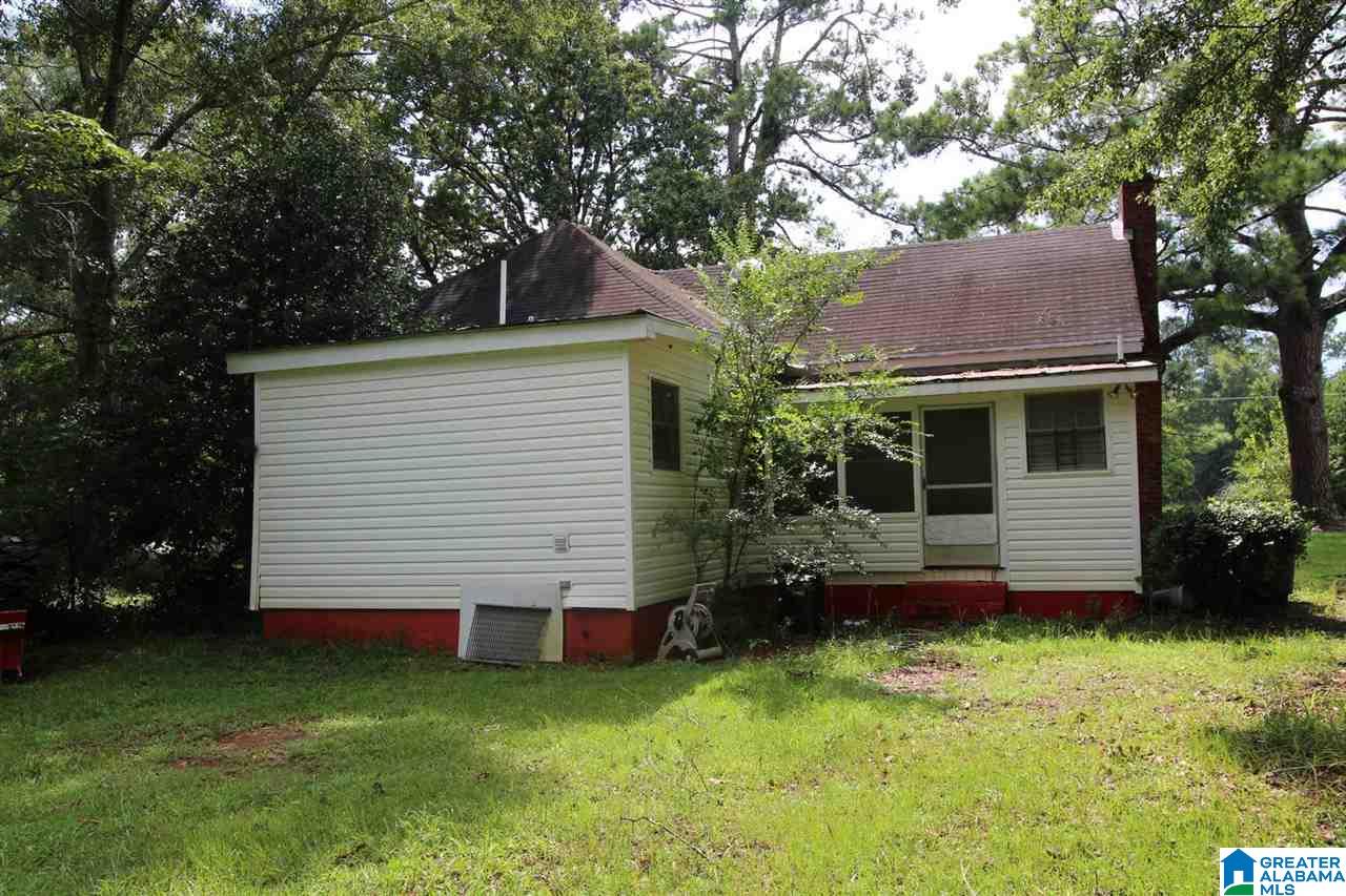 1690 Chosea Springs Road Anniston, AL 36207 - Photo 4 of 24