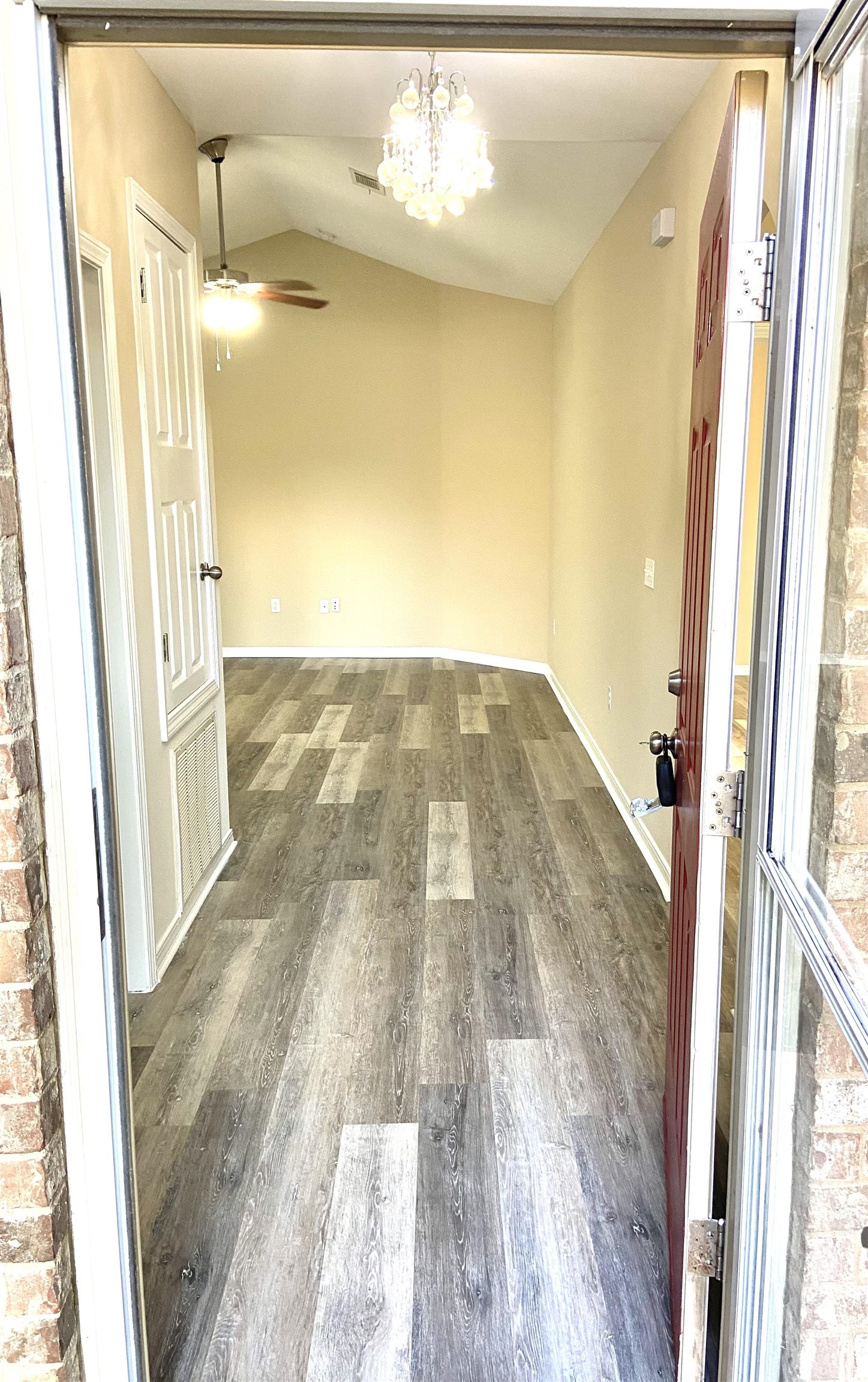 1703 Abbey Loop Foley, AL 36535 - Photo 2 of 16