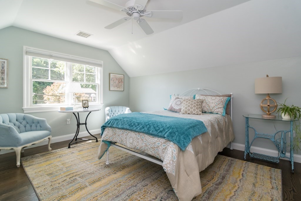 22 Northgate Road Wellesley, MA 02481 - Photo 21 of 33