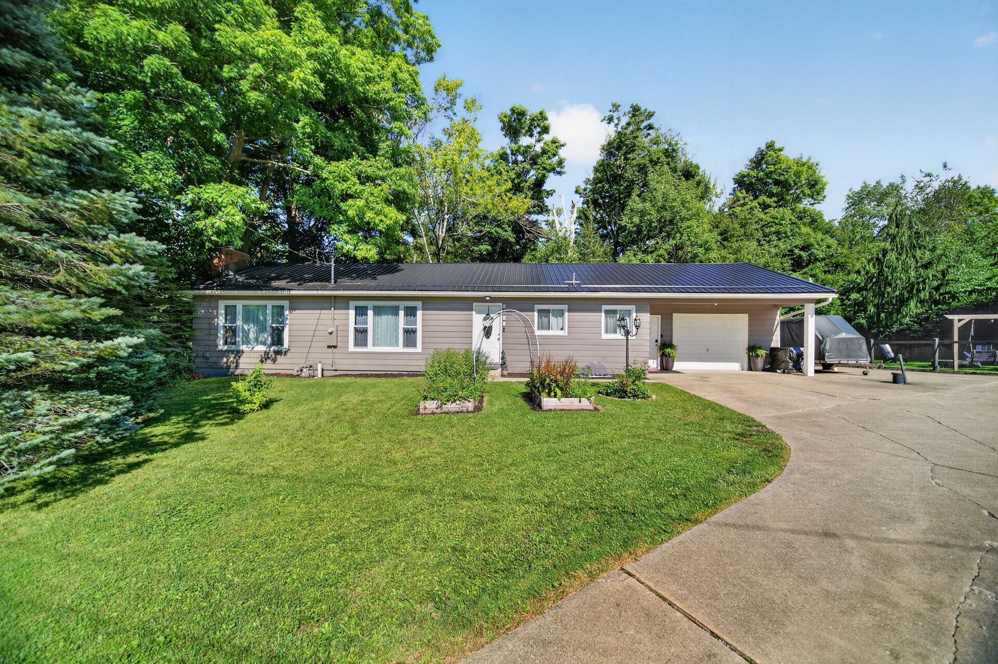 3081 Morehouse Road Erie, PA 16509 - Photo 1 of 42 Gallery Image 1