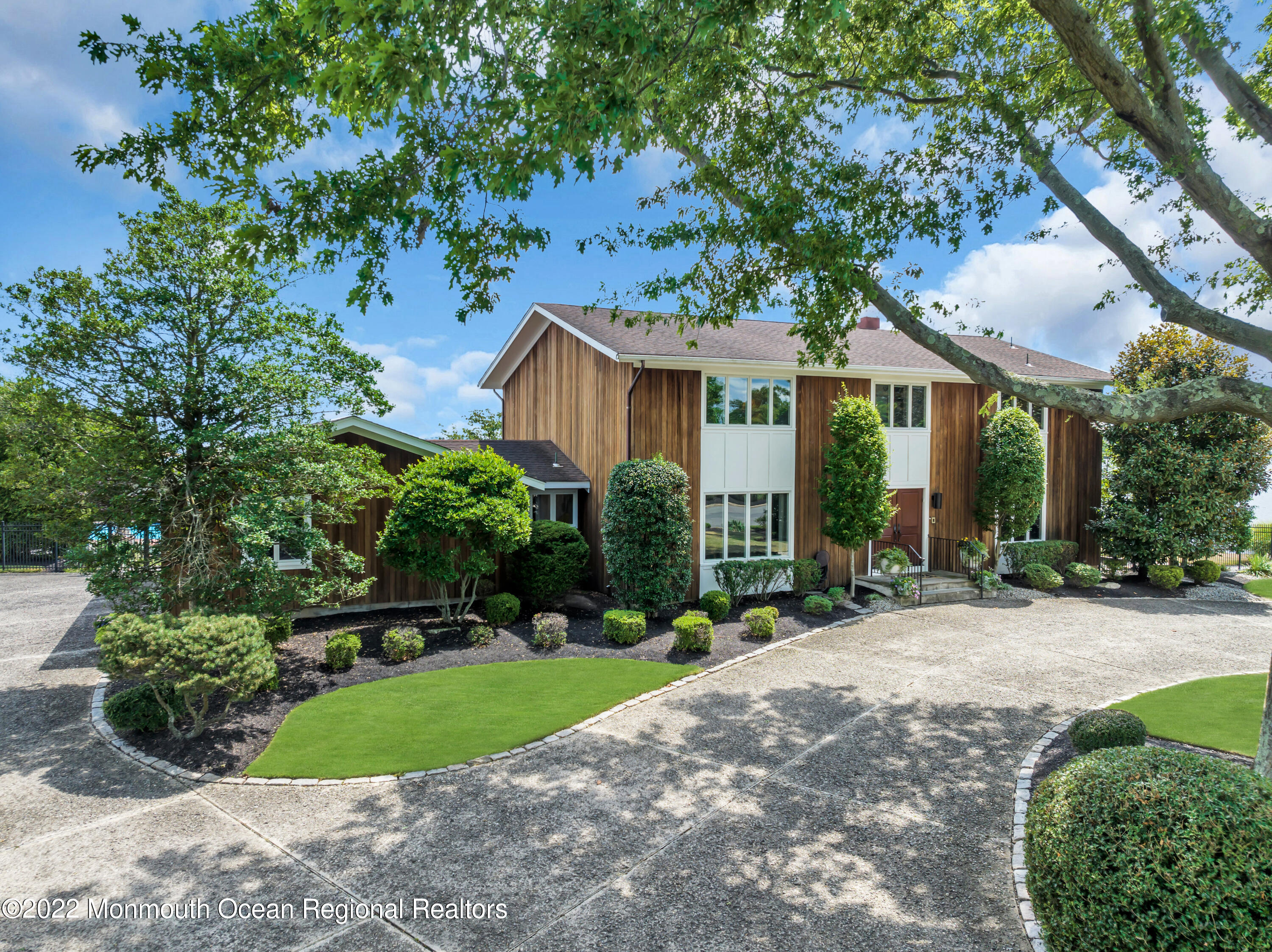 17 Harbor Drive Rumson, NJ 07760 - Photo 22 of 94 096_dji_0172-1